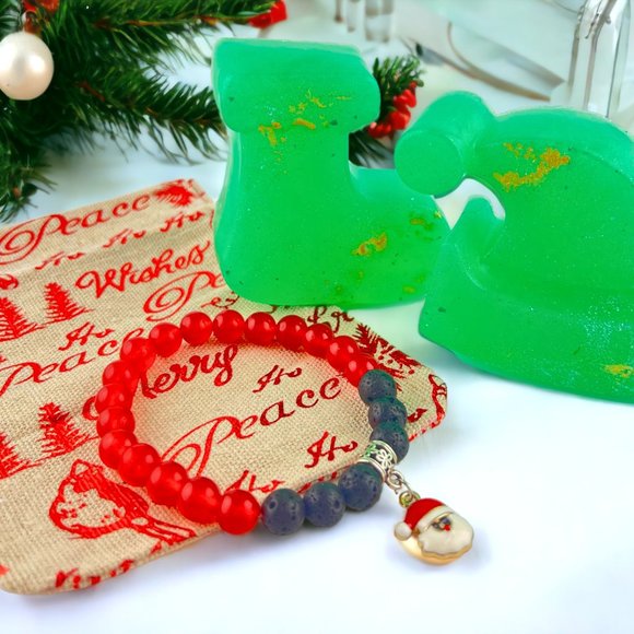 Christmas Soap Box with Bracelet - Picture 2 of 3